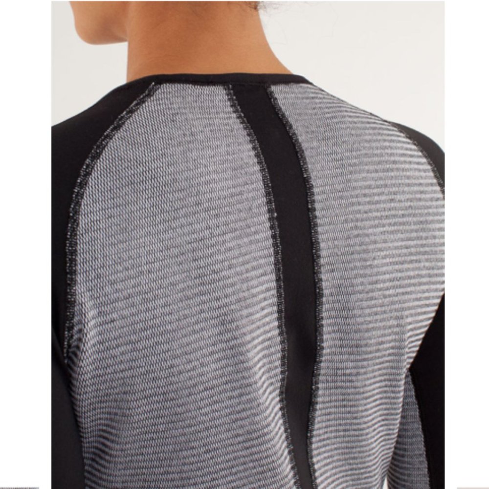 Lululemon Runder Under Black and White Long Sleeve - Picture 4 of 7